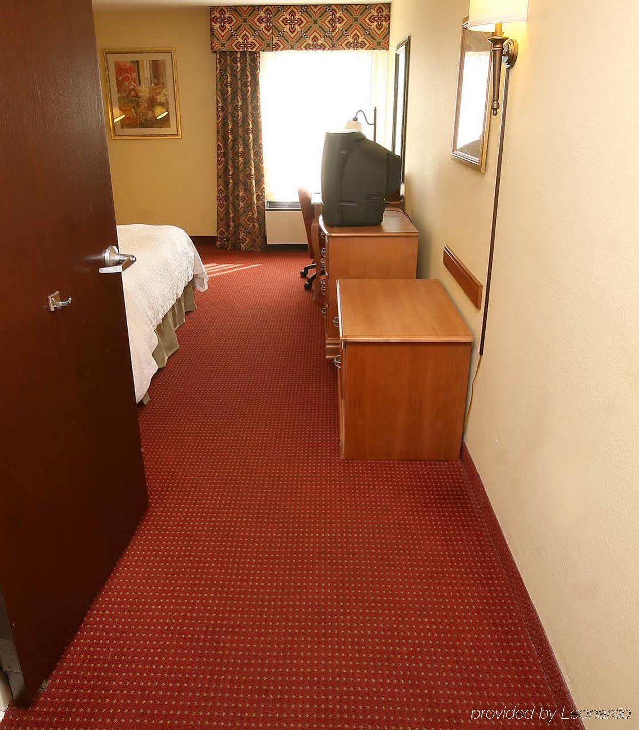 Hampton Inn Bardstown Quarto foto